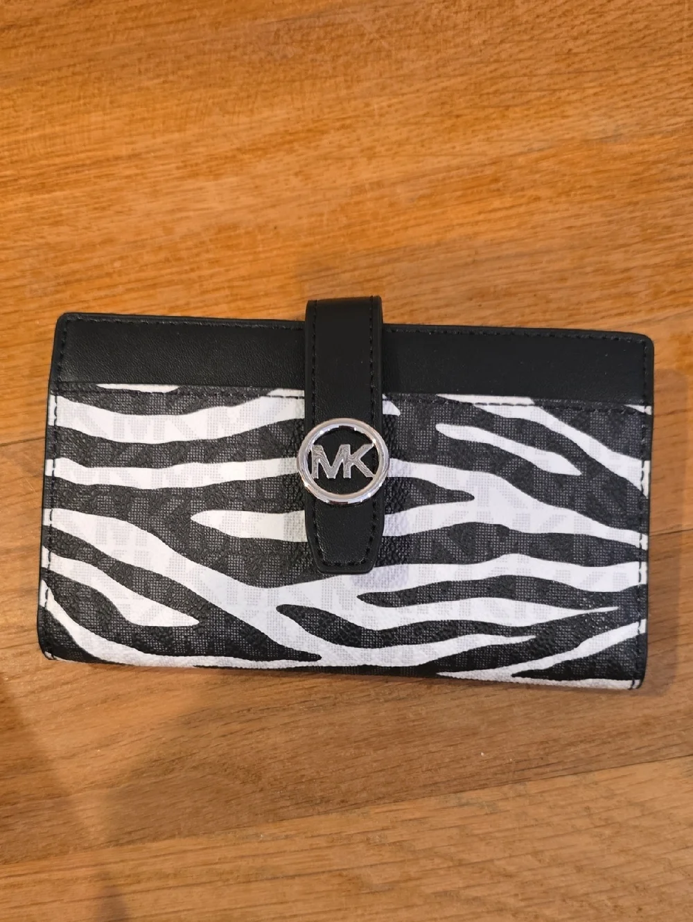 Michael Kors Zebra-Print Satchel & Wallet Set NWT - Picture 10 of 14